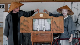 �������